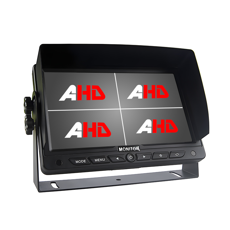 4 Kamera Girişli ve SD Kart Kayıtlı 7 İnç Araba Dörtlü AHD Monitör